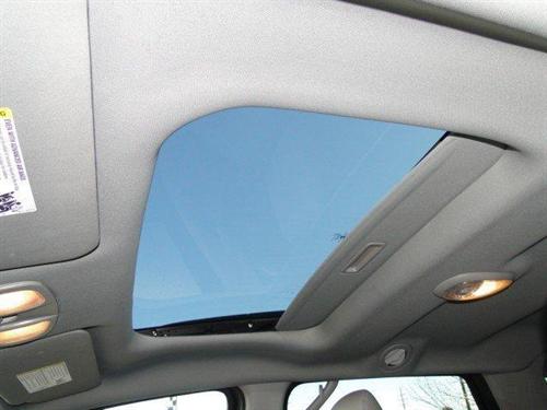 Suzuki XL-7 2007 photo 2