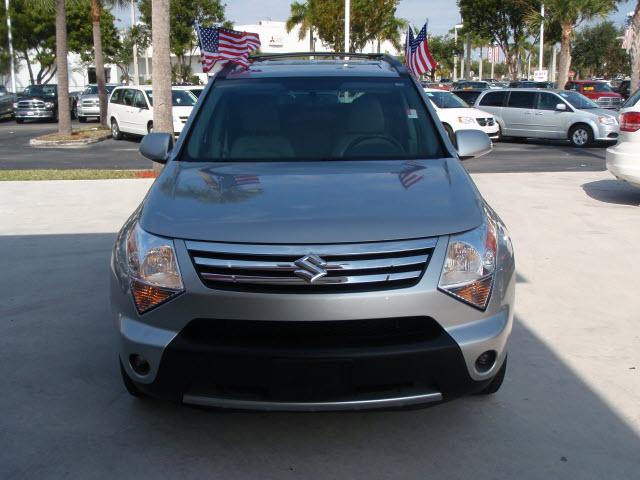 Suzuki XL-7 2007 photo 1