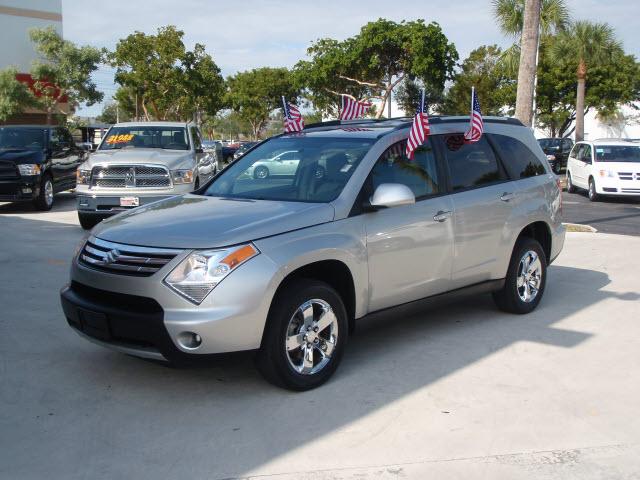 Suzuki XL-7 2007 photo 2