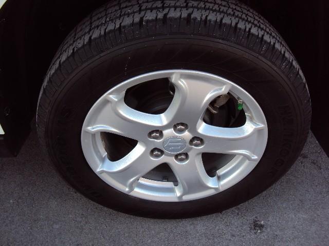 Suzuki XL-7 2007 photo 2