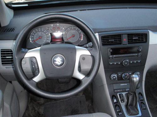 Suzuki XL-7 2007 photo 2