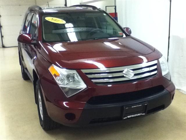 Suzuki XL-7 4dr SES Van Sport Utility