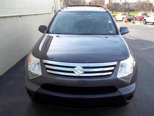 Suzuki XL-7 2007 photo 2