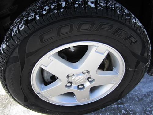 Suzuki XL-7 2007 photo 2