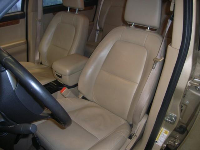 Suzuki XL-7 2007 photo 3