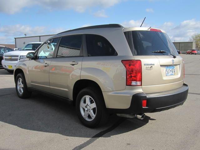 Suzuki XL-7 2007 photo 1