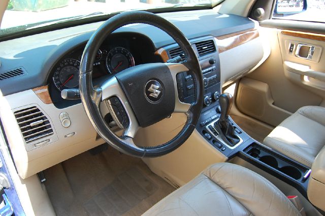 Suzuki XL-7 2008 photo 4