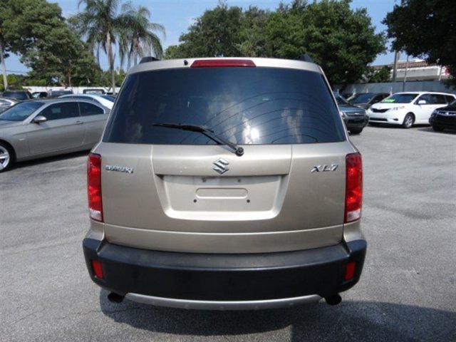 Suzuki XL-7 2008 photo 5
