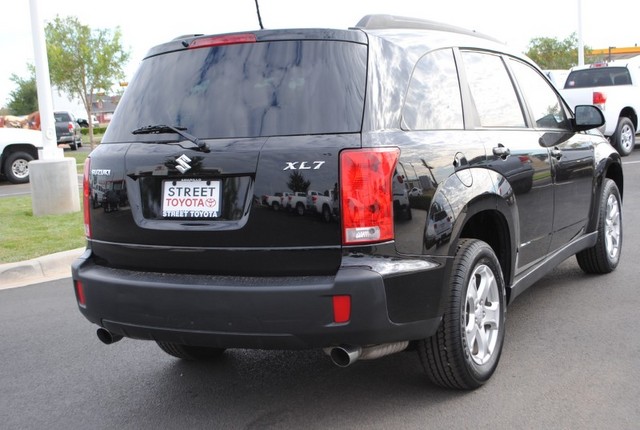 Suzuki XL-7 2008 photo 4