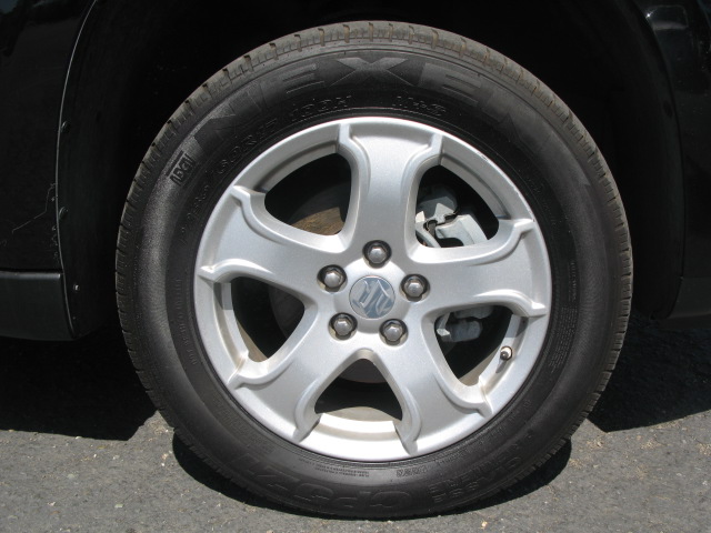 Suzuki XL-7 2008 photo 2