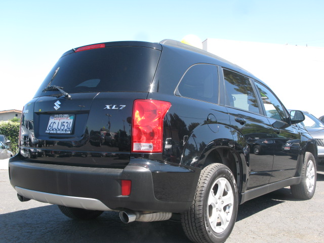 Suzuki XL-7 2008 photo 3
