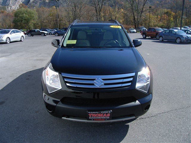 Suzuki XL-7 2008 photo 1