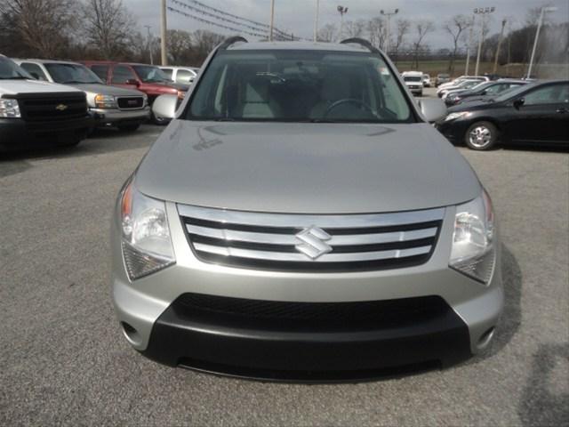 Suzuki XL-7 2008 photo 1