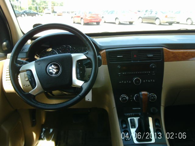 Suzuki XL-7 2008 photo 1