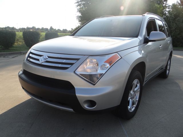 Suzuki XL-7 2008 photo 4