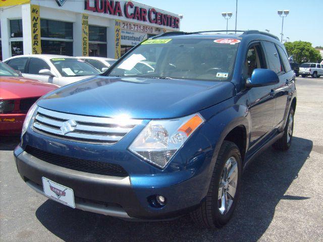 Suzuki XL-7 2008 photo 1