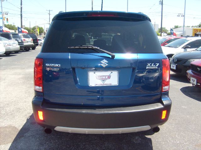 Suzuki XL-7 2008 photo 20