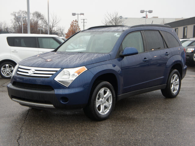 Suzuki XL-7 2008 photo 2