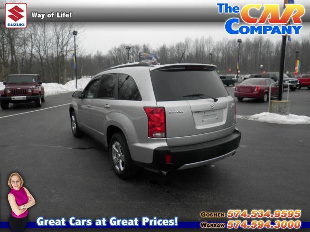 Suzuki XL-7 2008 photo 2