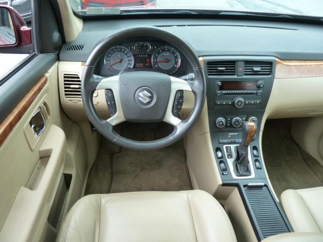 Suzuki XL-7 2008 photo 4