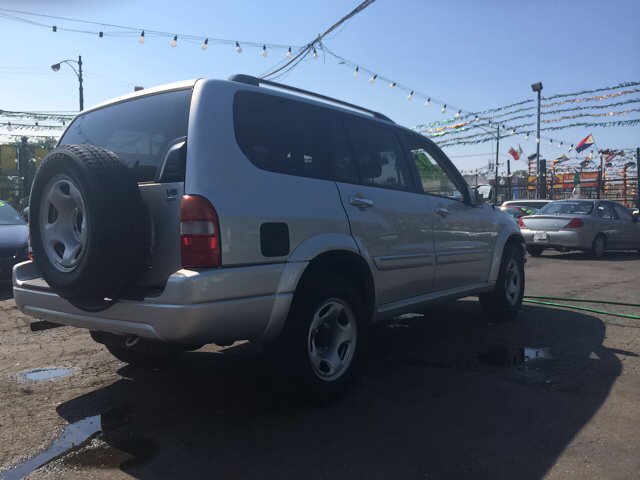 Suzuki XL7 2002 photo 2