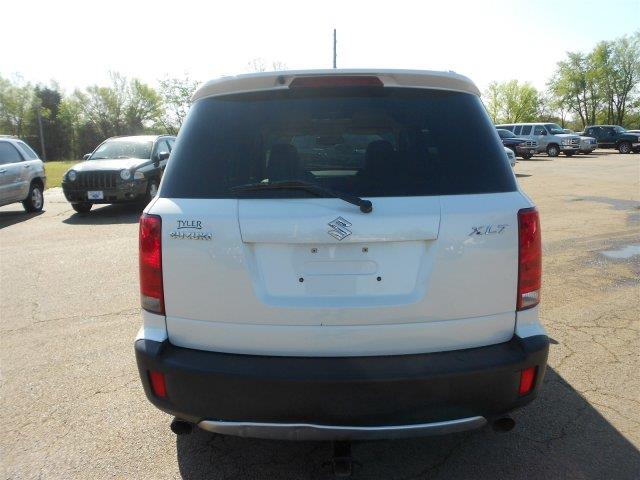 Suzuki XL7 2007 photo 1