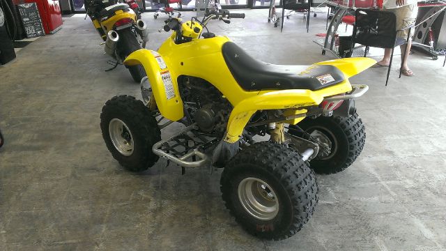 Suzuki ltz250 2005 photo 4