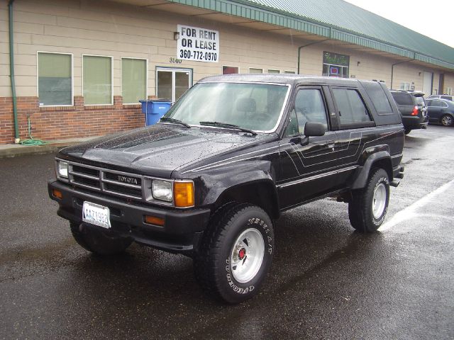 Toyota 4Runner 1987 photo 4