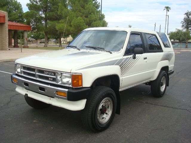 Toyota 4Runner 1988 photo 2