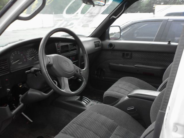 Toyota 4Runner 5dr Wgn Auto STD (natl) Hatchback SUV