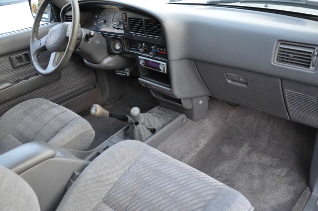 Toyota 4Runner 1993 photo 3