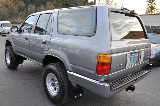 Toyota 4Runner 1993 photo 4