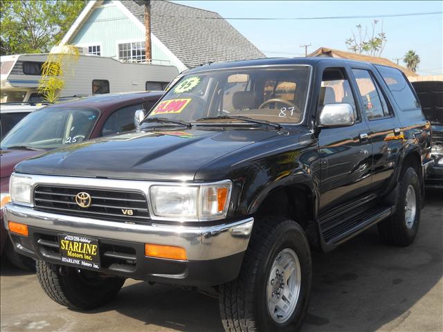 Toyota 4Runner 2500 SLE Crew Sport Utility