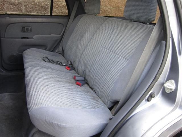 Toyota 4Runner 2.7L V6 SUV