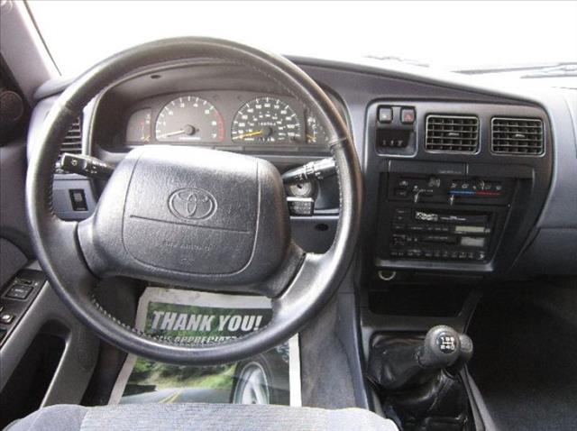 Toyota 4Runner 1996 photo 1