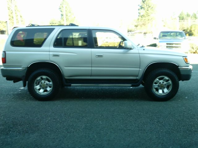 Toyota 4Runner 1997 photo 4