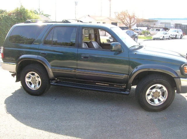 Toyota 4Runner 1997 photo 1