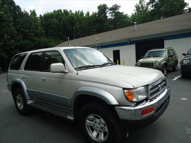 Toyota 4Runner 1997 photo 3