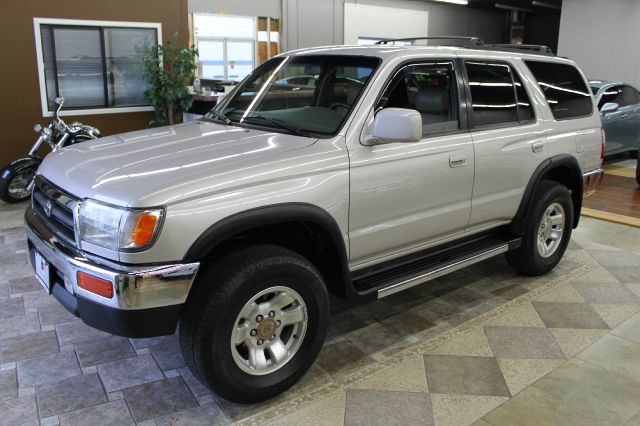 Toyota 4Runner 1997 photo 3