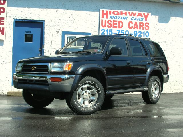 Toyota 4Runner 1998 photo 1