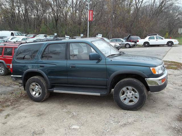 Toyota 4Runner 1998 photo 2