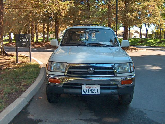 Toyota 4Runner 1998 photo 1