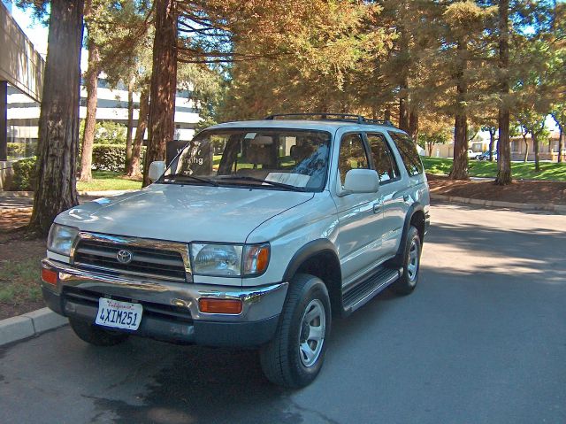 Toyota 4Runner 1998 photo 2