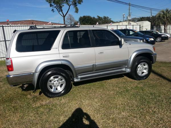 Toyota 4Runner 1998 photo 1