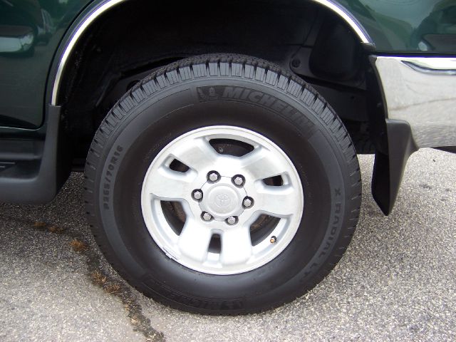 Toyota 4Runner 1999 photo 2