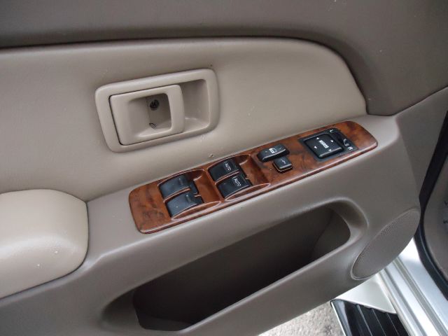 Toyota 4Runner Super SUV