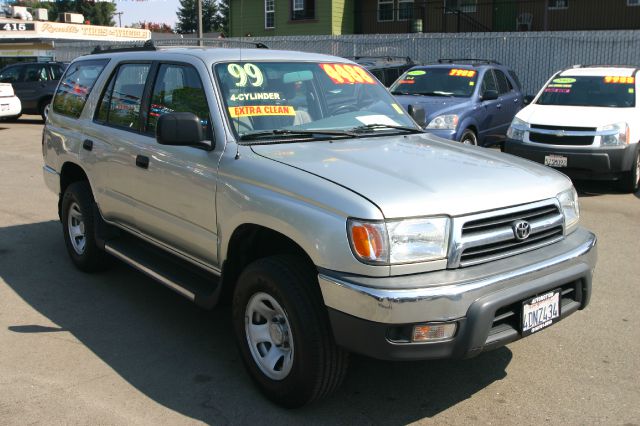 Toyota 4Runner 1999 photo 1