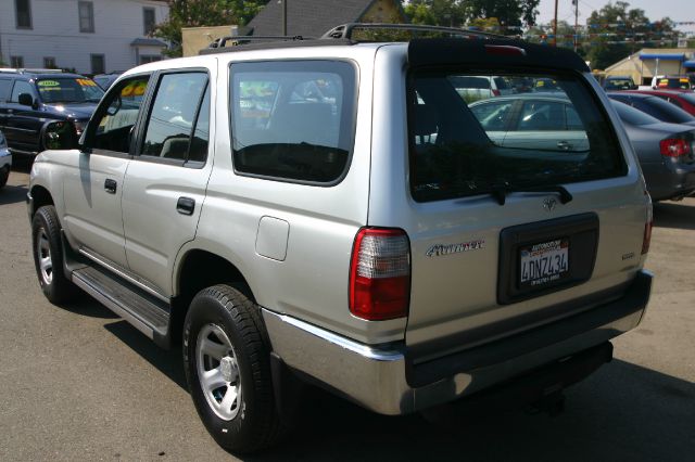 Toyota 4Runner 1999 photo 3