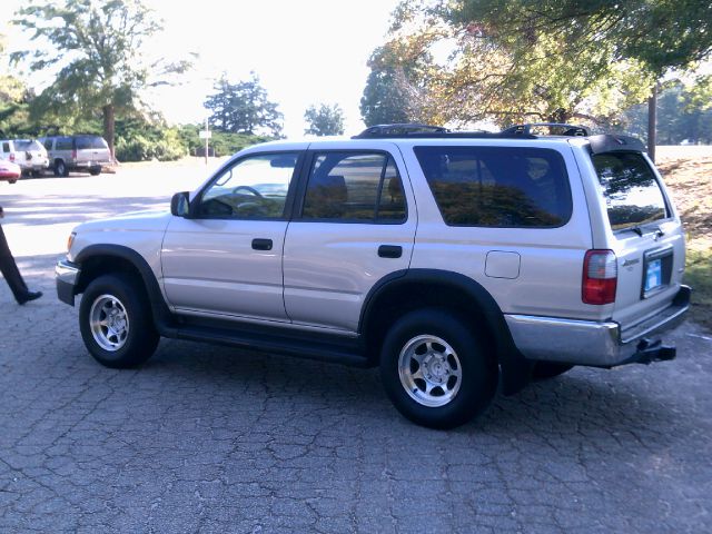 Toyota 4Runner 1999 photo 1