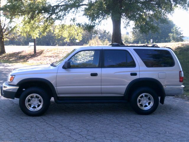 Toyota 4Runner 1999 photo 2